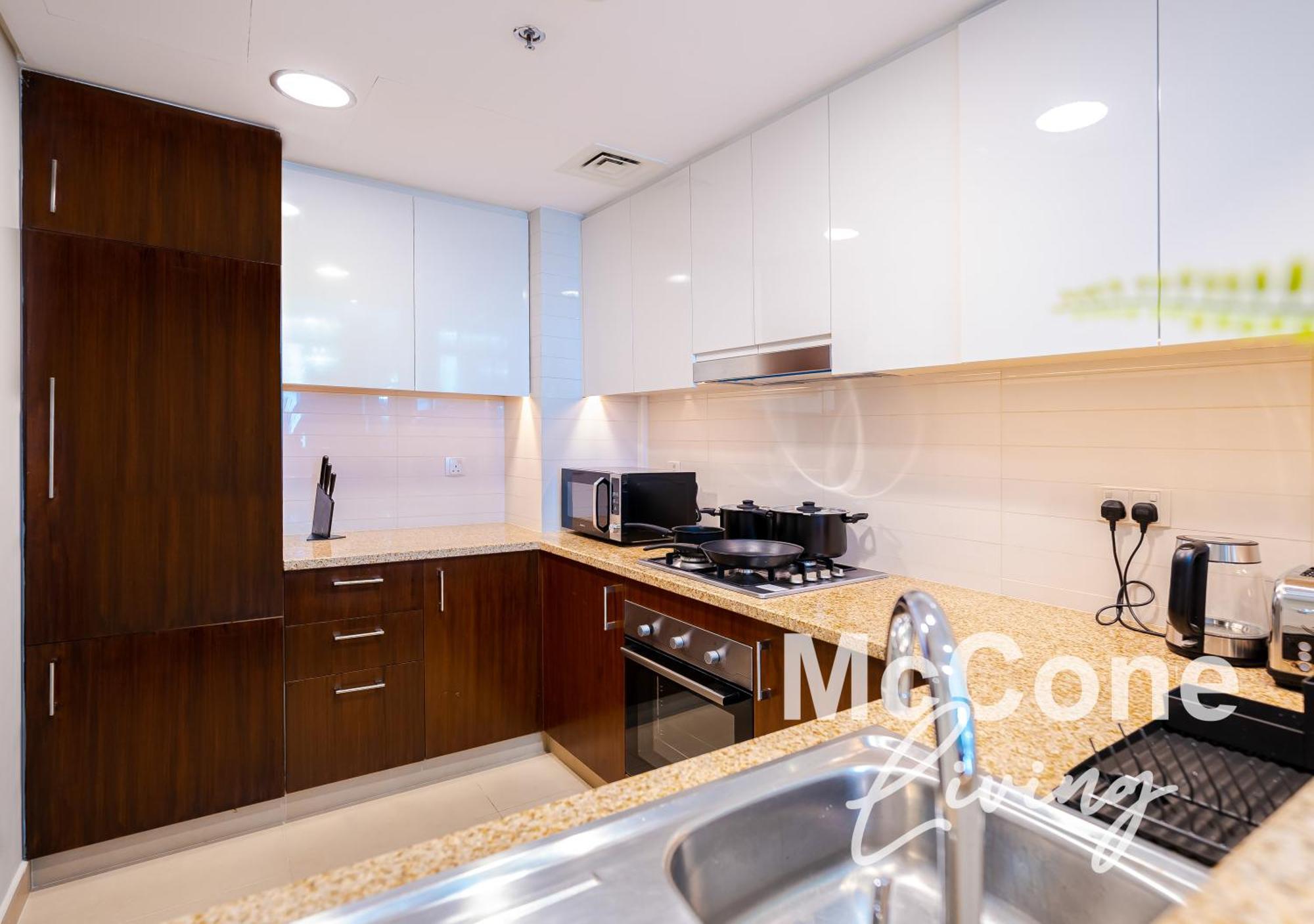 Classic 1 Bed In Burj Vista Tower, Downtown Appartement